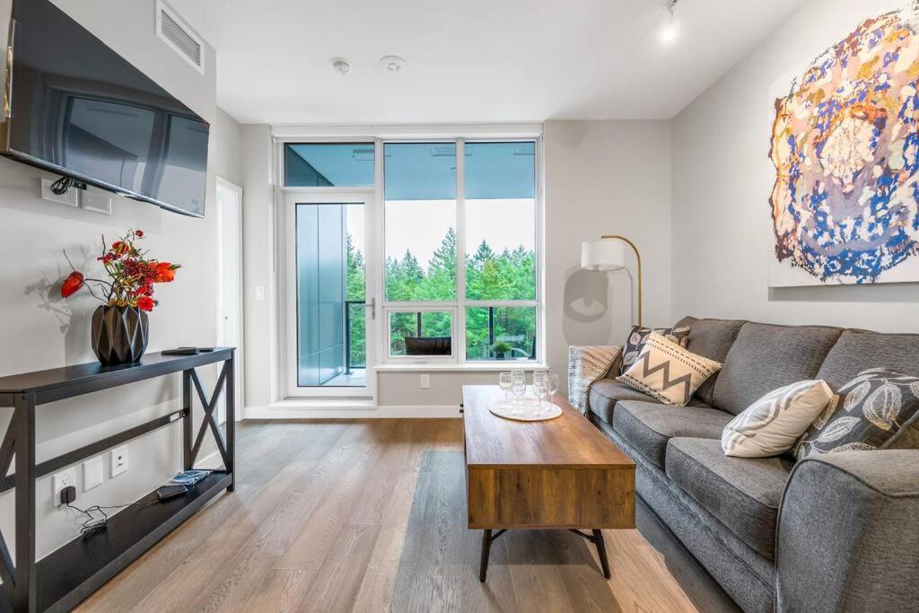 Modern Comfort At Ubc: 1Br Condo Near Campus Ванкувер Экстерьер фото