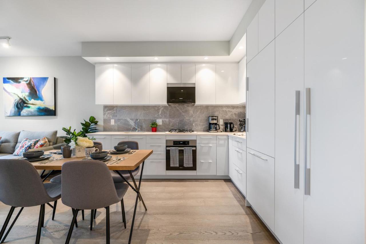 Modern Comfort At Ubc: 1Br Condo Near Campus Ванкувер Экстерьер фото