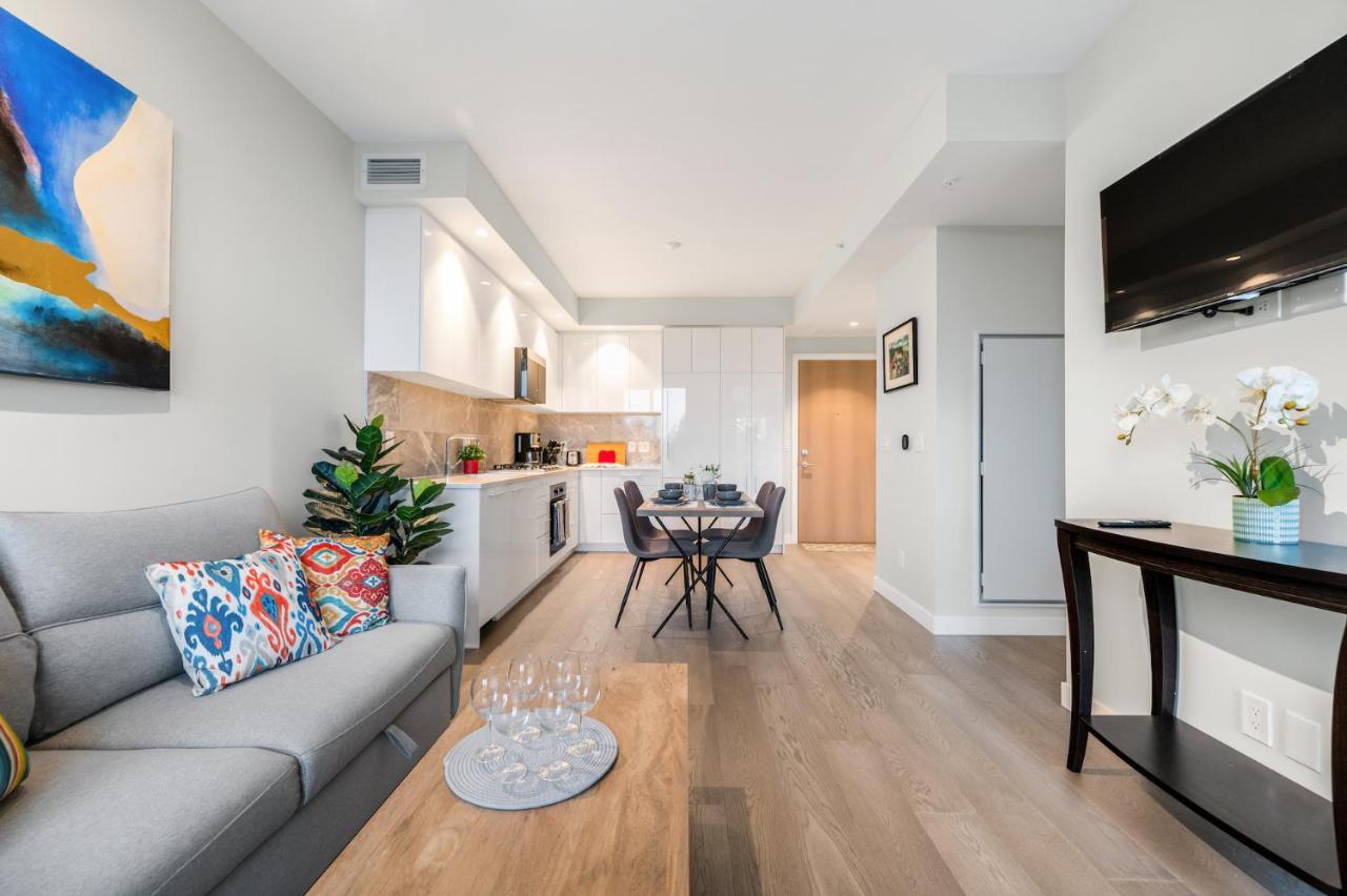 Modern Comfort At Ubc: 1Br Condo Near Campus Ванкувер Экстерьер фото