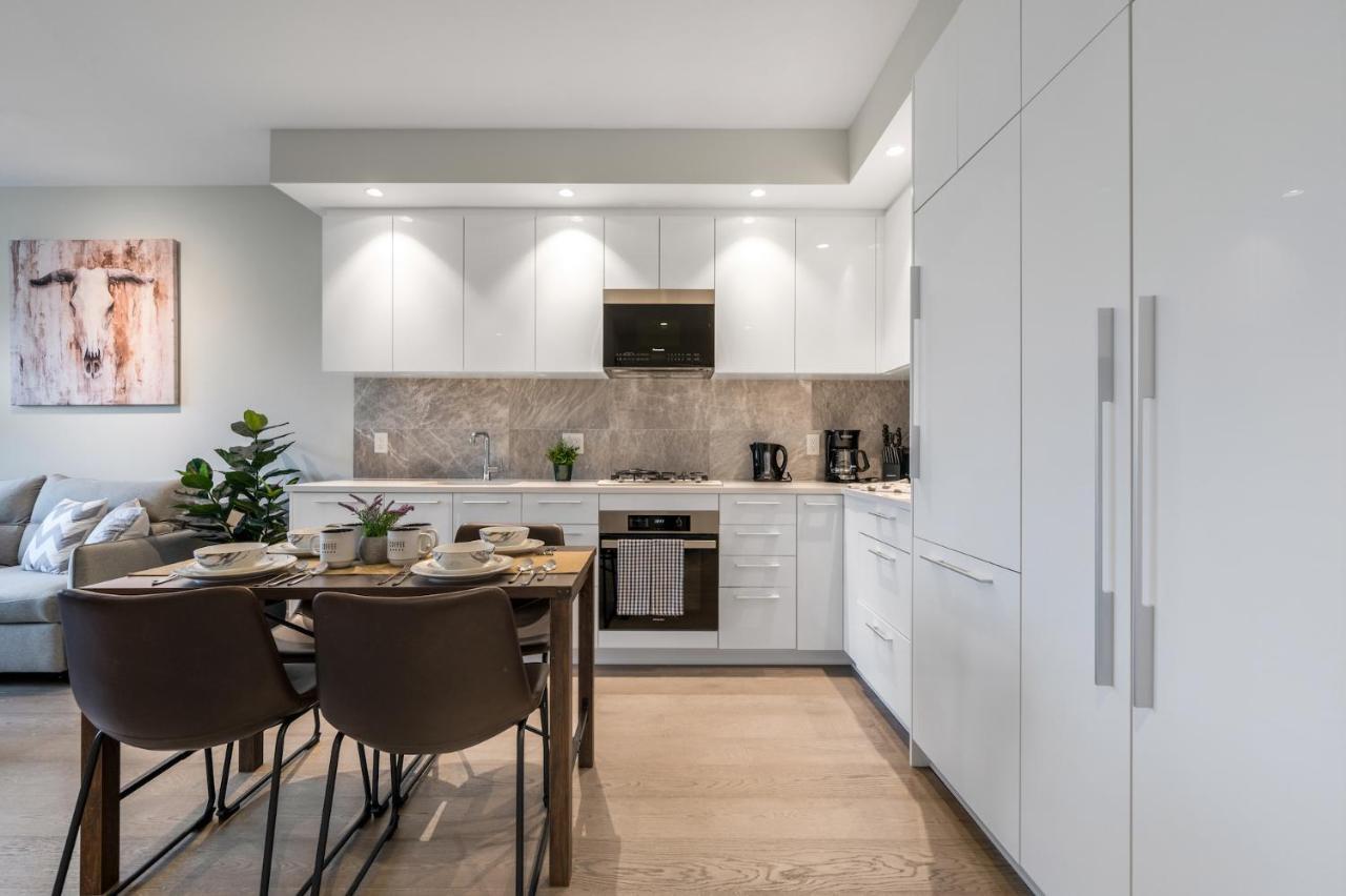Modern Comfort At Ubc: 1Br Condo Near Campus Ванкувер Экстерьер фото